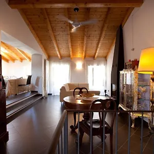  Bed & Breakfast La Luna Nel Borgo Italia
